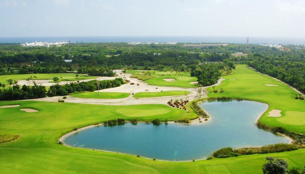 Majestic Colonial Punta Cana (Adults Only) Ngoại thất bức ảnh Golf course in Okinawa